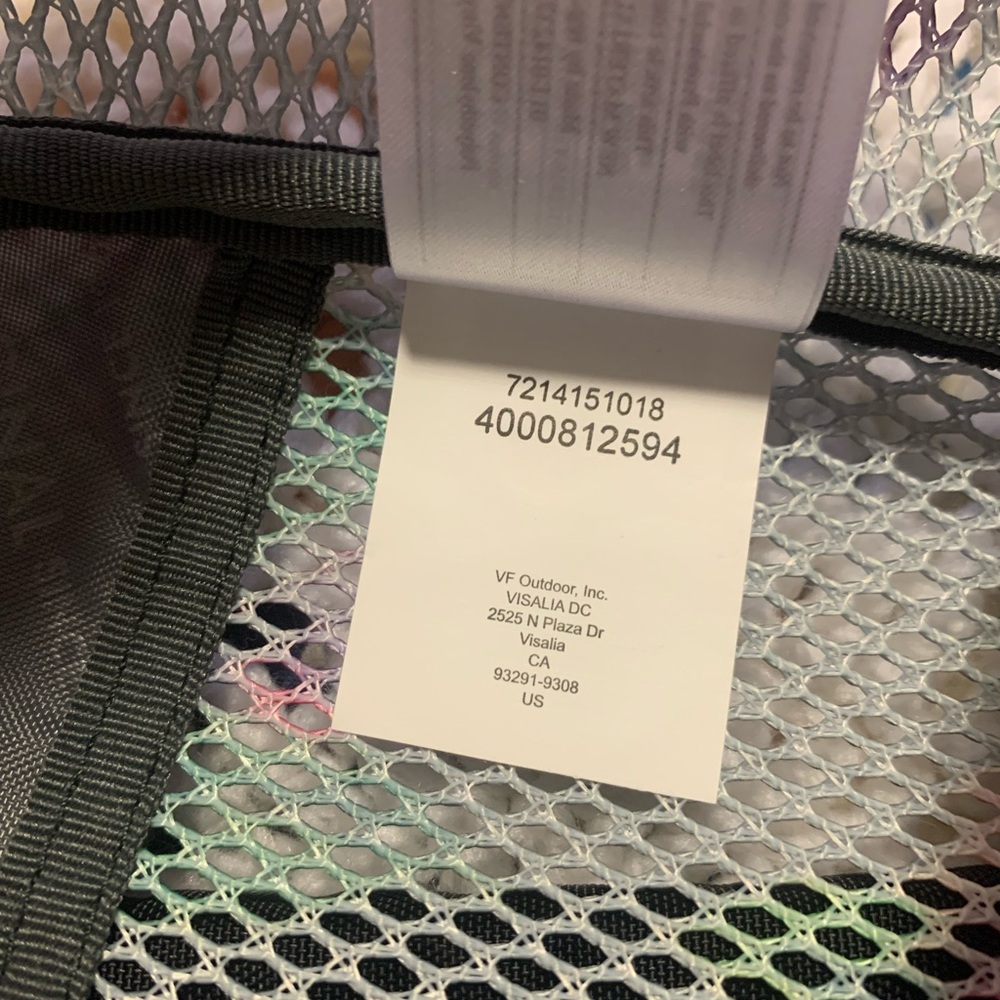 Jansport mesh backpack just in time for back to school kids - Picture 8 of 9